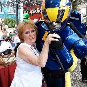 Meet your Posher, Sandy